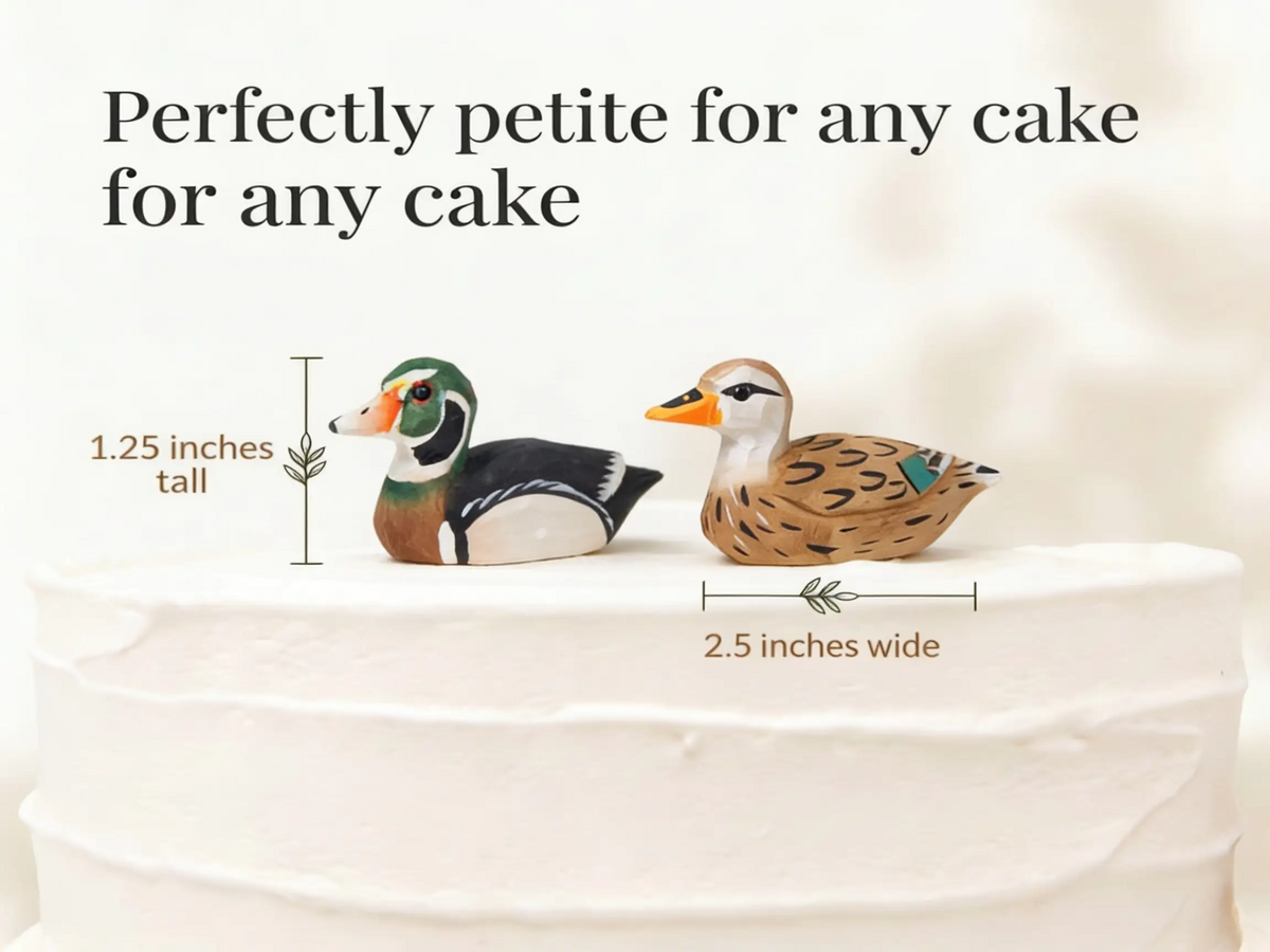 Wood Duck hand-carved wooden cake topper by Selsela, with size measurements
