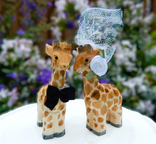Giraffe Wedding Cake Topper Love Bride & Groom Engagement Anniversary Carved Wood Statue