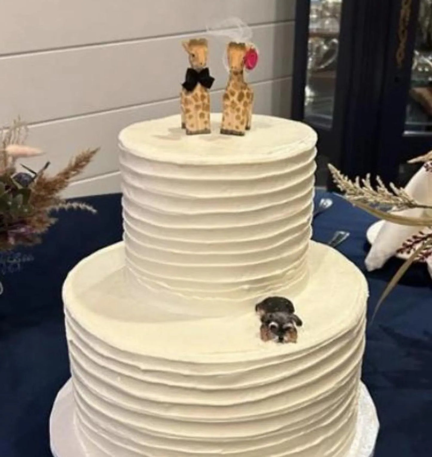Giraffe Wedding Cake Topper Love Bride & Groom Engagement Anniversary Carved Wood Statue