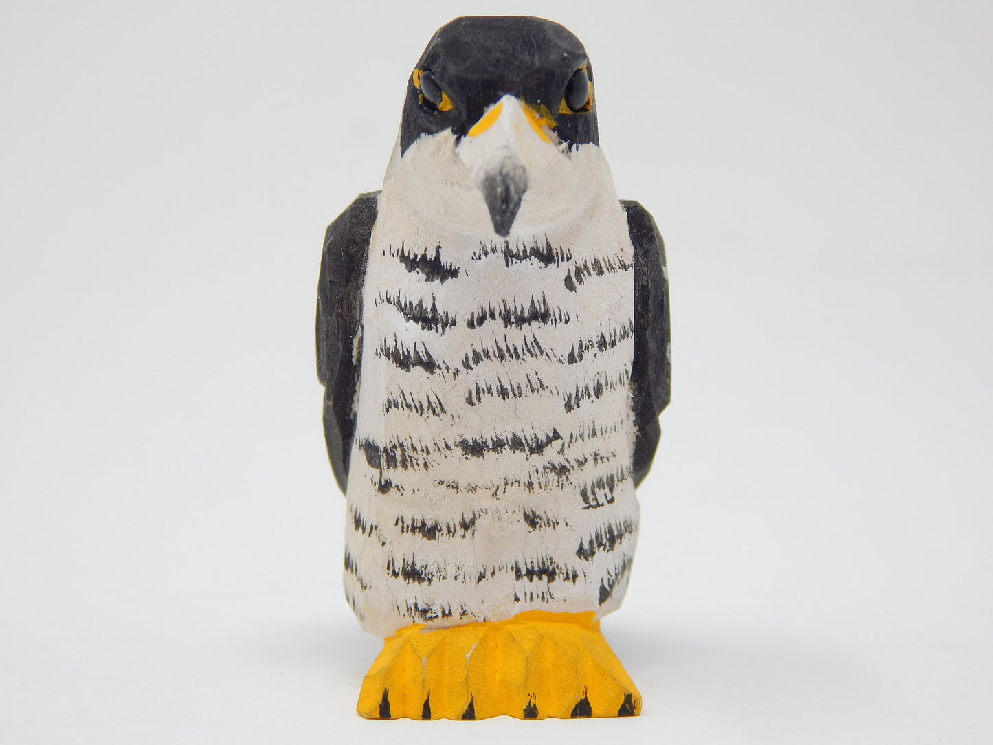 Hand-Carved Wooden Falcon Ornament – Miniature Bird Figurine Décor
