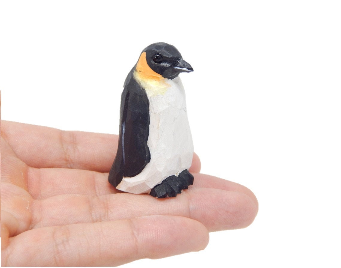 Giant Emperor Penguin - Figurine Arctic Sea Bird Miniature Handmade Wooden Art Decoy Mini Carved Small Animals Collectible