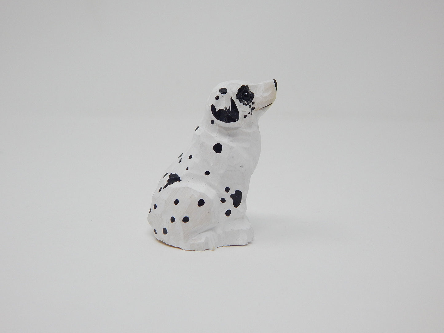 Dalmation Spotted Dog Puppy Figurine Statue Miniature Wood Carving Home Decor Small Animal Firehouse Pet