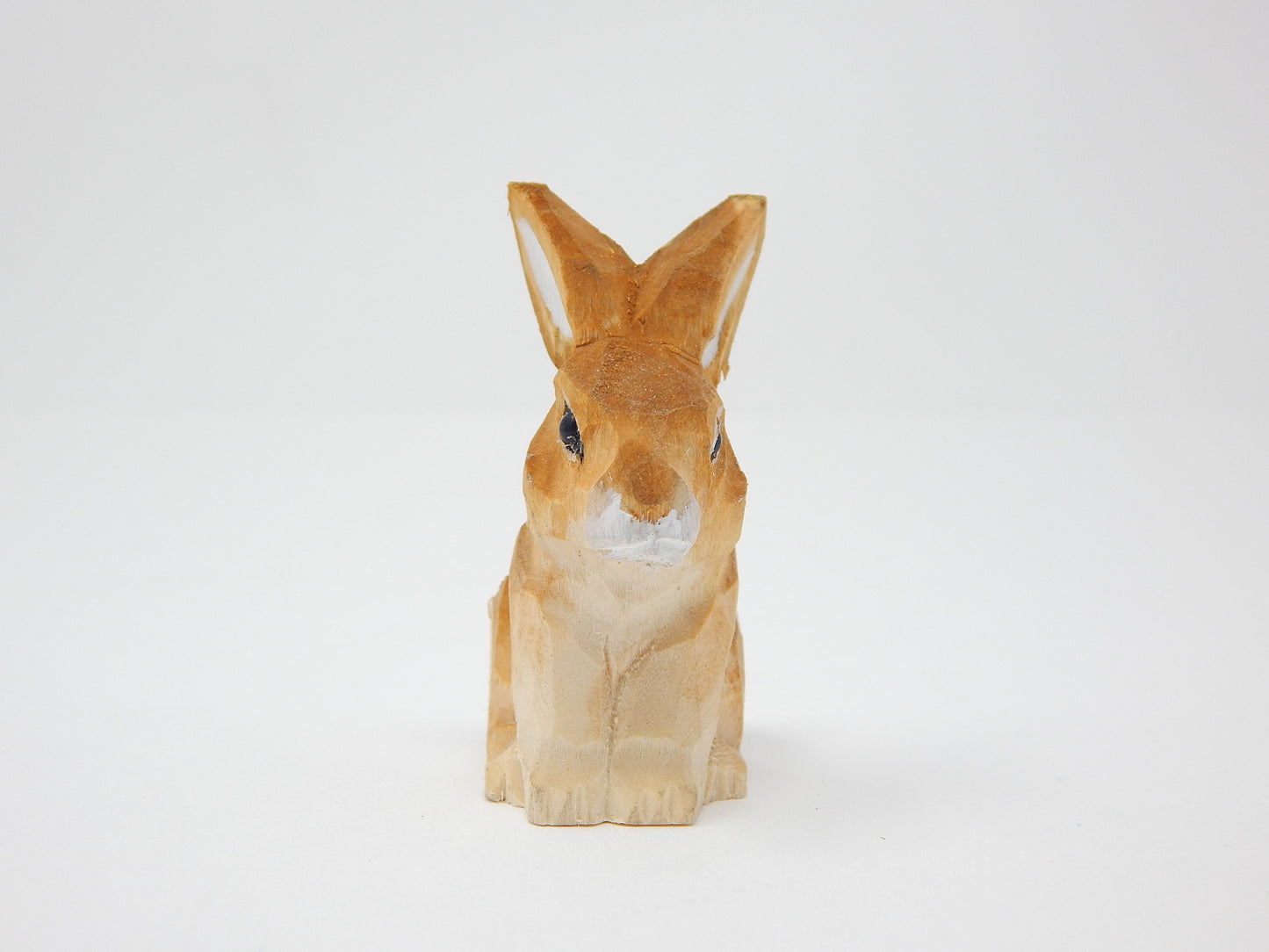 Brown Rabbit Bunny Miniature Wood Figurine Garden Statue Small Animal Decoration Art