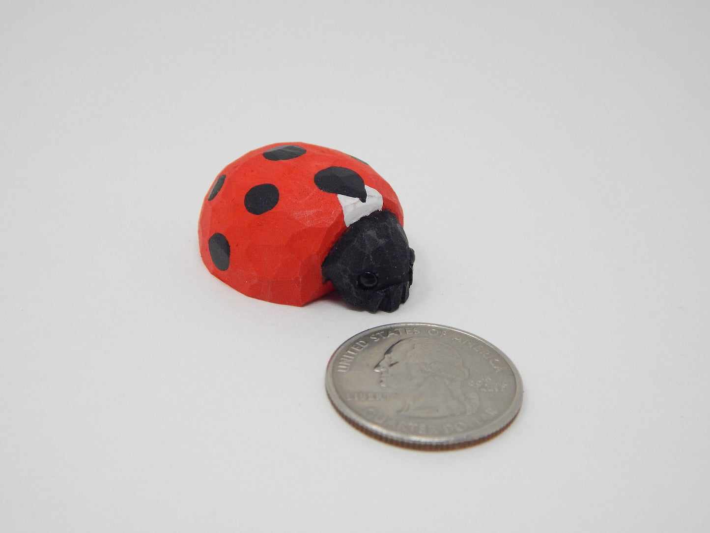 Lady Bug Figurine Statue Red Beetle Patio Miniature Garden Lawn Yard Home Decor Art