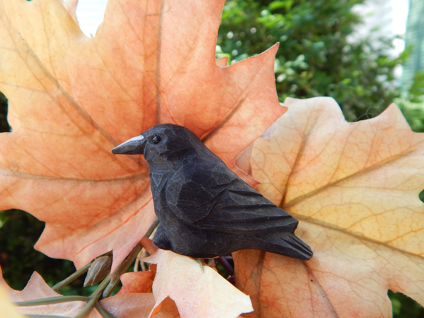 Raven Black Bird Crow Figurine Statue Sculpture Art Miniature Wood Carving Decor Small Animal