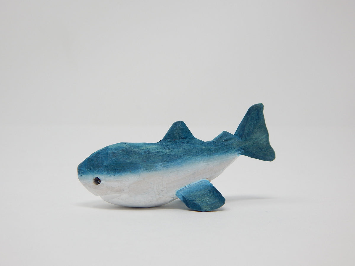 Hand-Carved Wooden Shark Keychain – Miniature Great White Charm