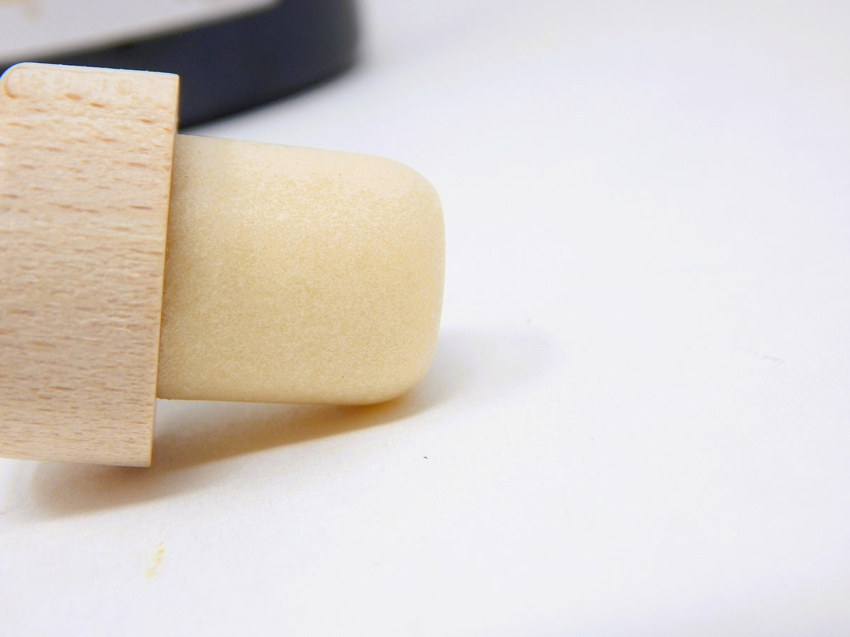 Hand-Carved Wooden Pig Wine Stopper – Rustic Bottle Plug