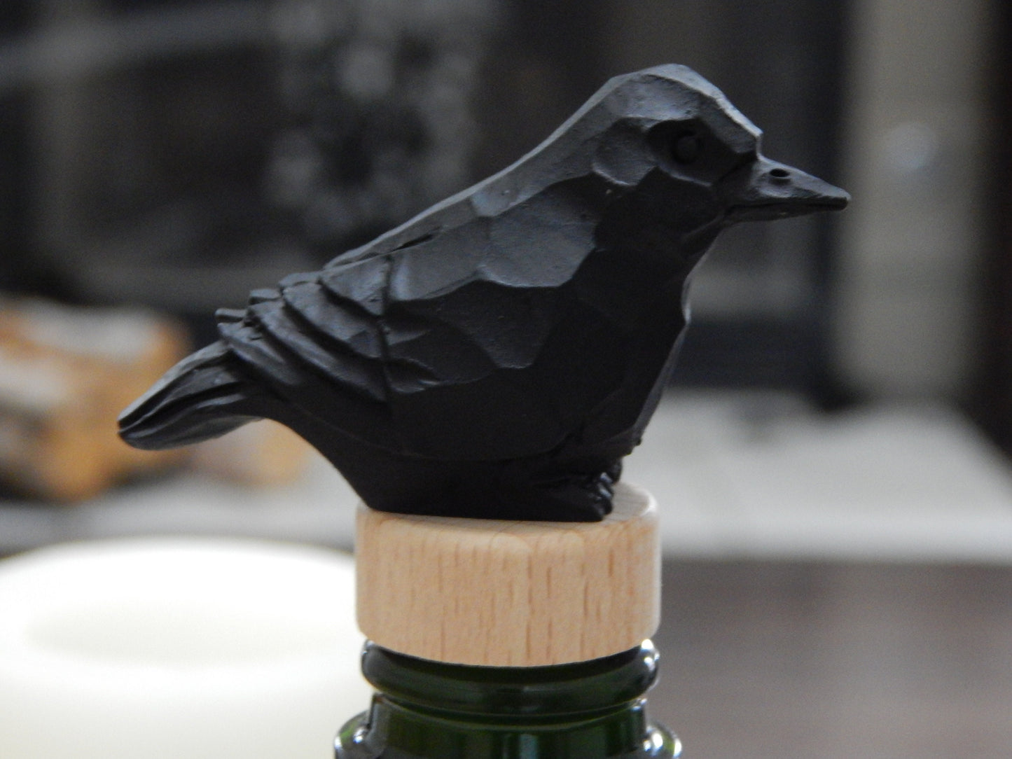 Raven Black Bird Crow Wine Stopper Handmade Reusable Bottle Plug Saver Cap Sealer Decorative Accessory