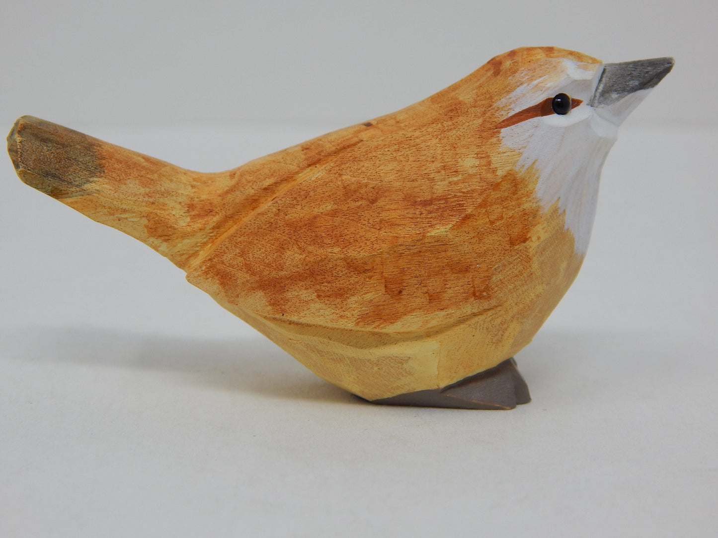 Carolina Wren Wood Figurine Statue Common Bird Miniature Handmade Art Craft Carve Small Animal