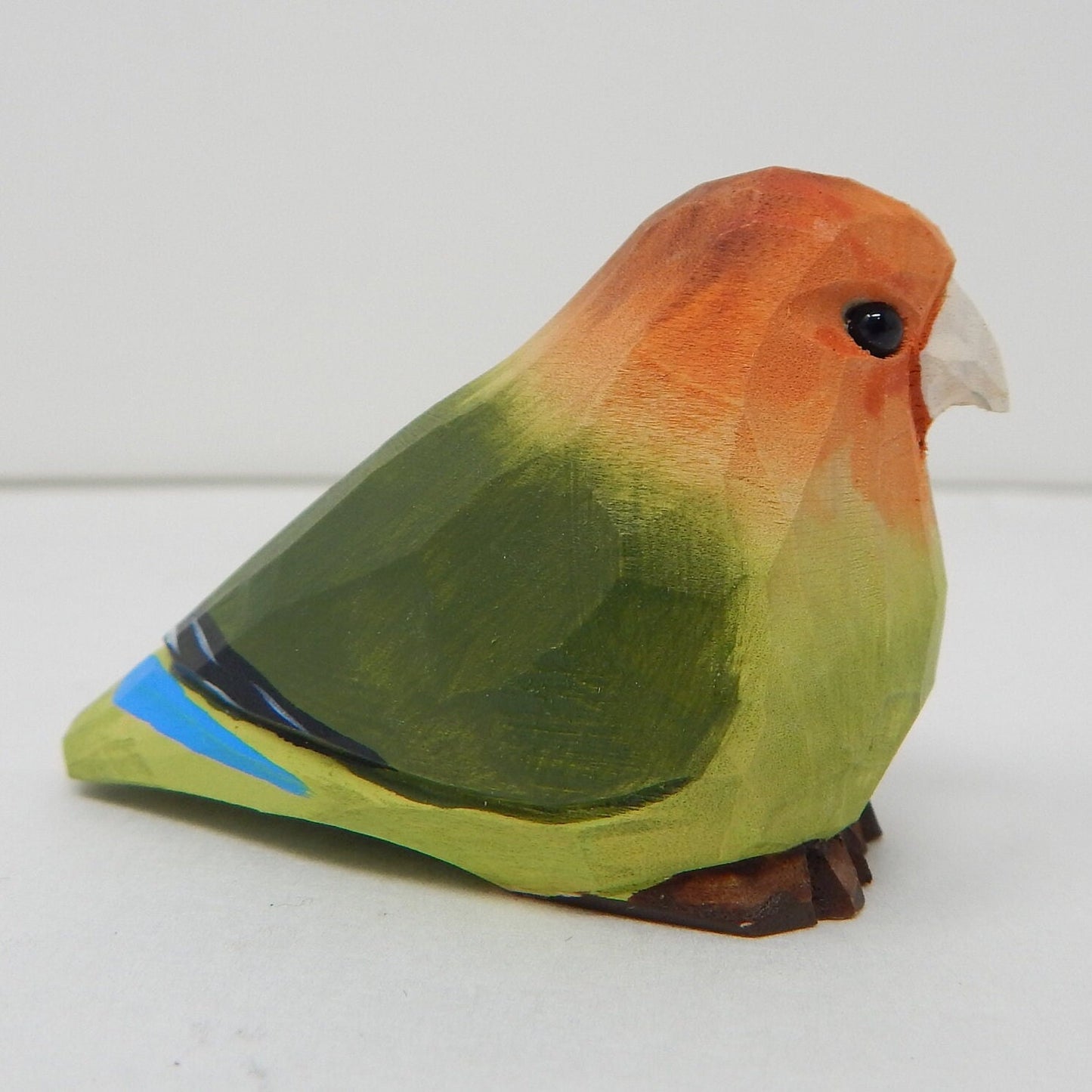 Lovebird Wood Figurine Parrot Statue Sculpture Ornament Decor Miniature Art Carve Small Animal