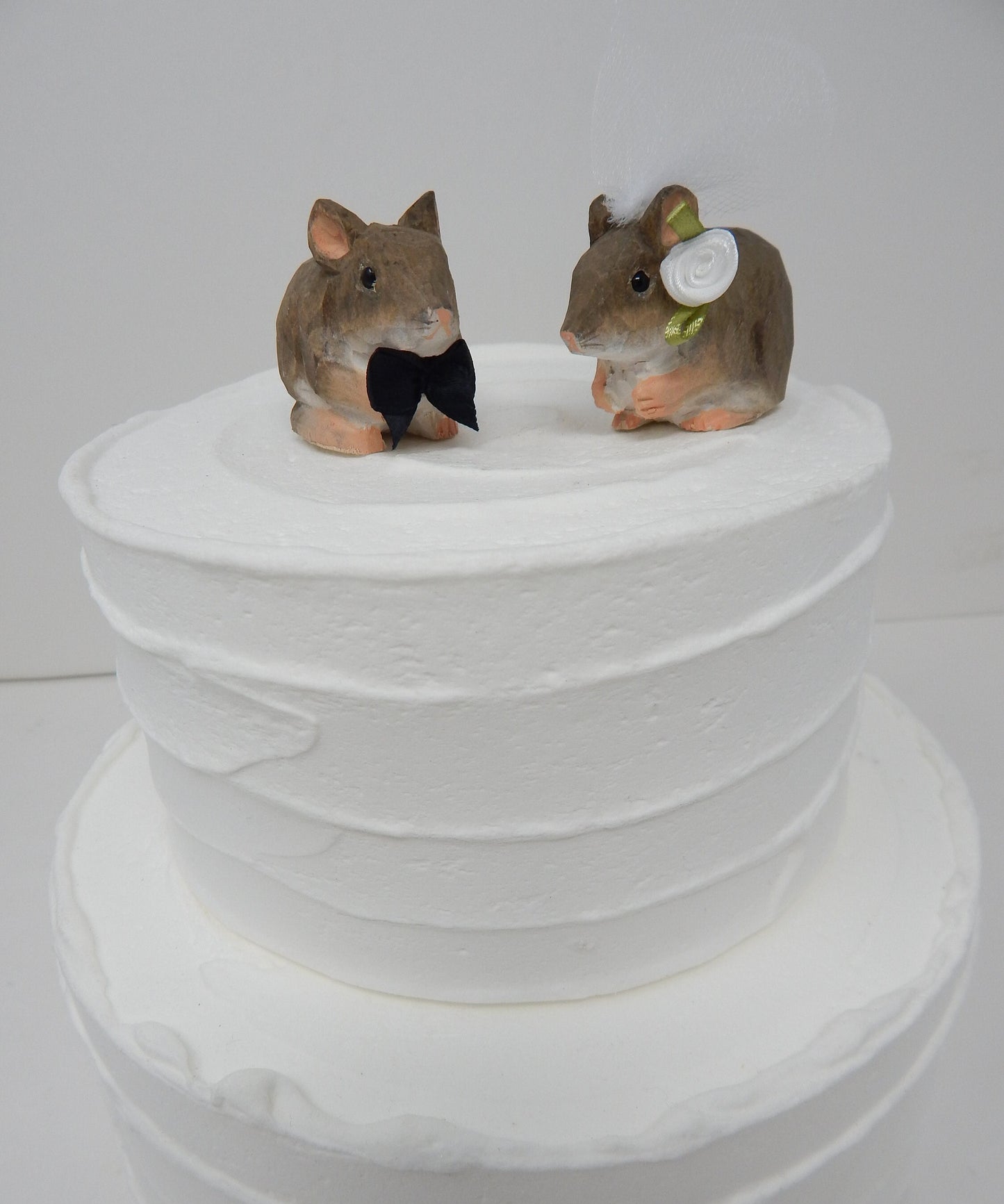 Mouse Cake Topper Bride & Groom Love Wedding Engagement Anniversary Carved Wood Statue