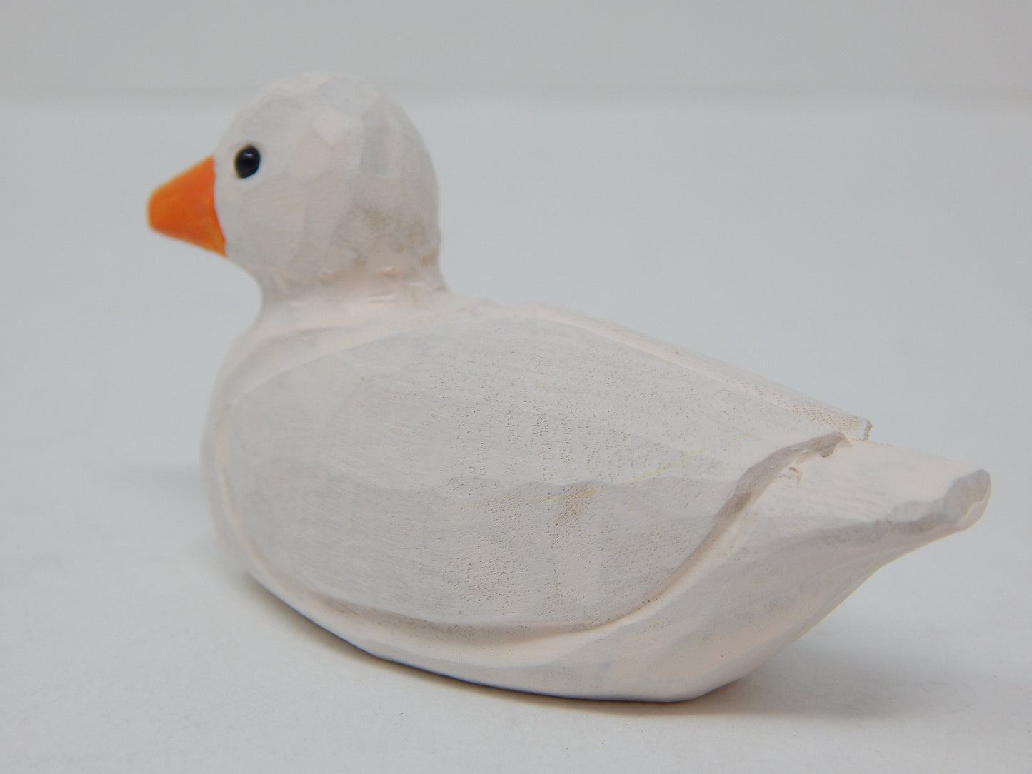 Pekin Duck Figurine Wood Statue Miniature Handmade Art Decoy Mini Carved Bird Decor Drake Male Small Animals Collectible