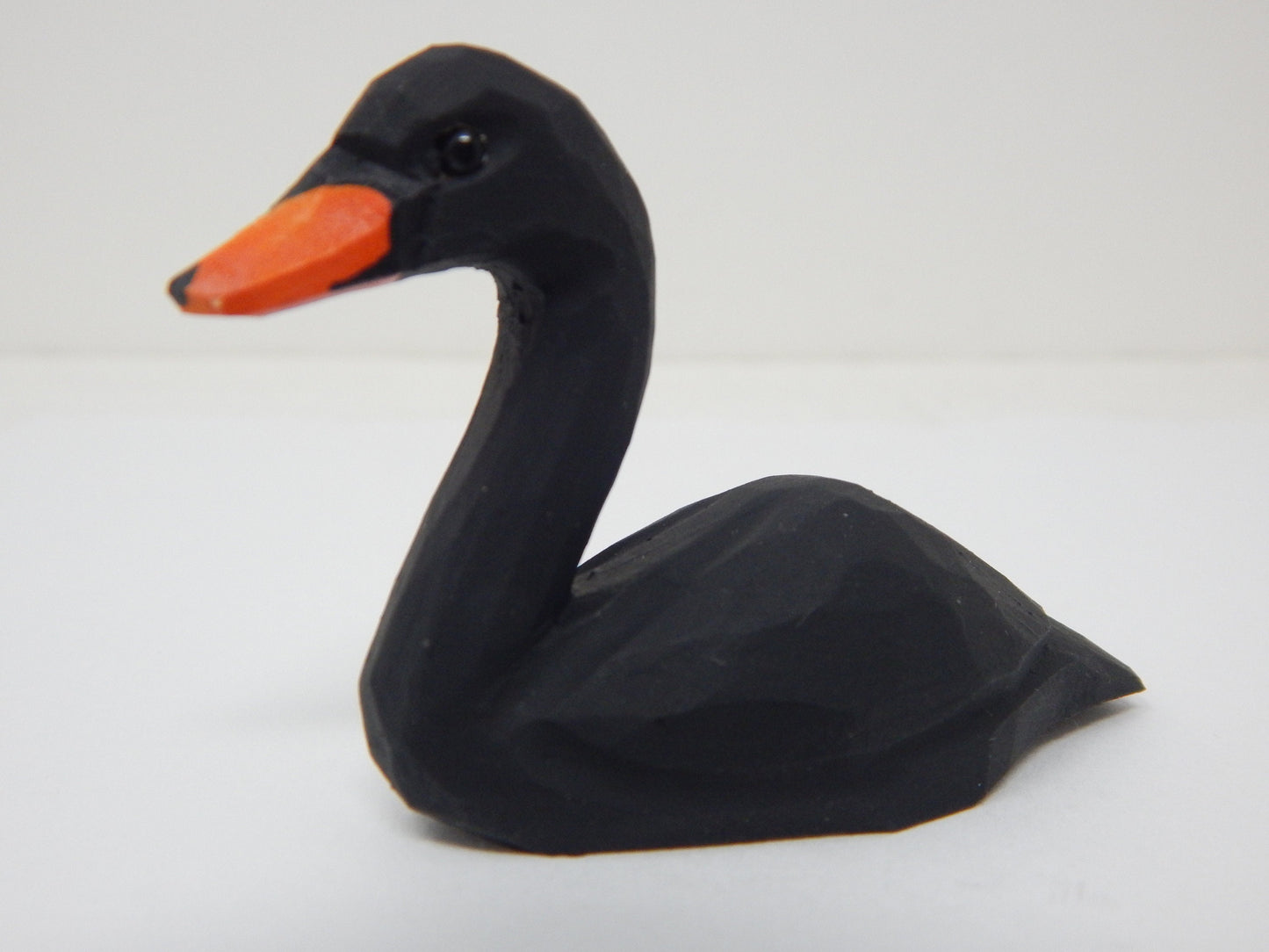 Black Swan Figurine Bird Animal Decor Art Small Goose Statue Gift Carving Miniature Sculpture