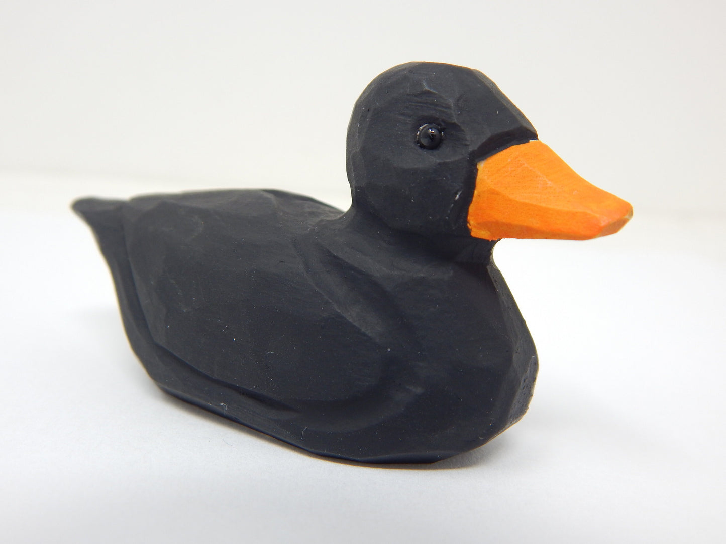 Black Duck Figurine Wood Statue Miniature Handmade Art Decoy Carved Bird Decor Small Animal Collectible