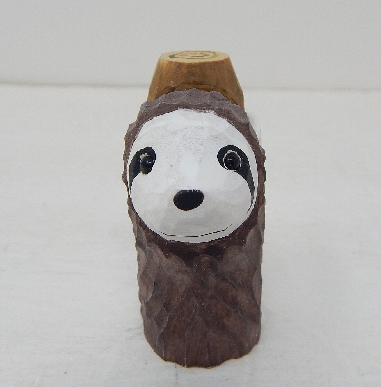 Sloth Figurine Statue Decor Small Animal Sculpture Art Wood Carving Miniature