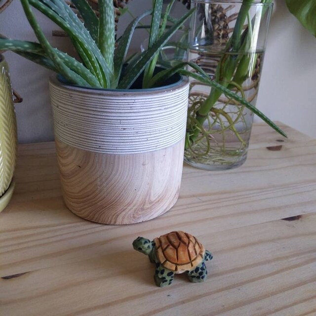 Turtle Tortoise Figurine Statue Small Wood Carving Handmade Decor Miniature Animals