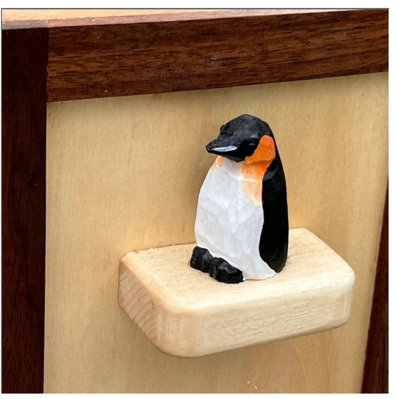 Giant Emperor Penguin - Figurine Arctic Sea Bird Miniature Handmade Wooden Art Decoy Mini Carved Small Animals Collectible