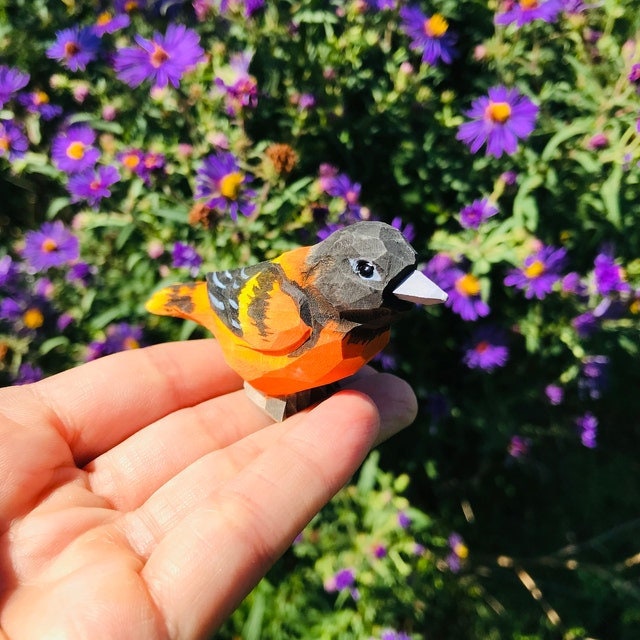 Hand-Carved Wooden Oriole Bird Ornament – Miniature Songbird Decor