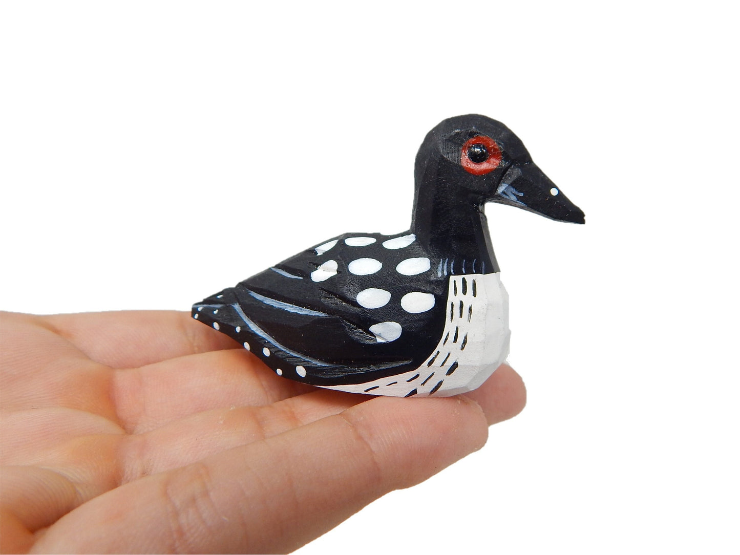 Common Loon Wooden Figurine Small Statue Carving Decoration Decoy Duck