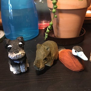 Rhino Handmade Wood Figurine Ornament Animal Statue Decoration Carving Miniature Small Gift Horned Sculpture
