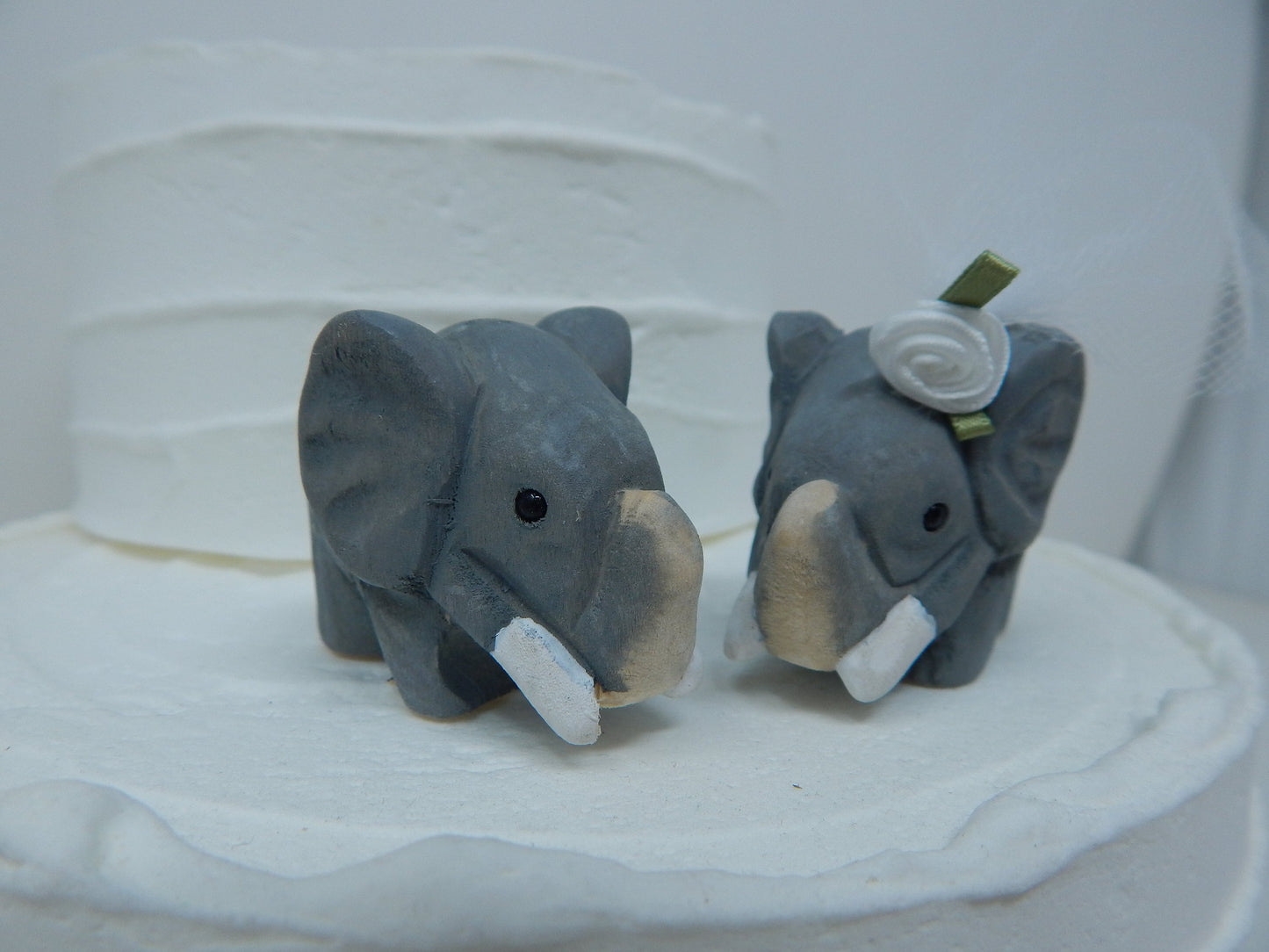 Elephant Cake Topper Bride & Groom Love Wedding Engagement Anniversary Carved Wood Statue