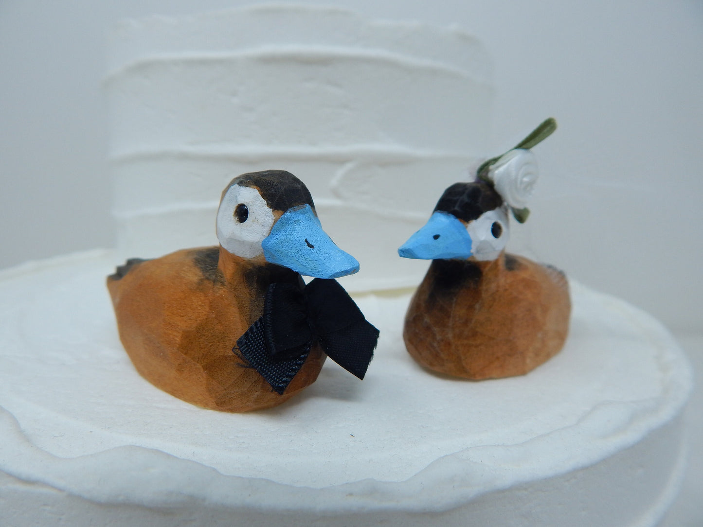 Ruddy Duck Love Birds Cake Topper Bride & Groom Wedding Engagement Anniversary Carved Wood Statue