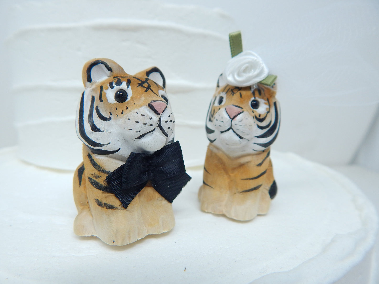 Tiger Wedding Cake Topper Love Bride Groom Engagement Anniversary Carved Wood Statue