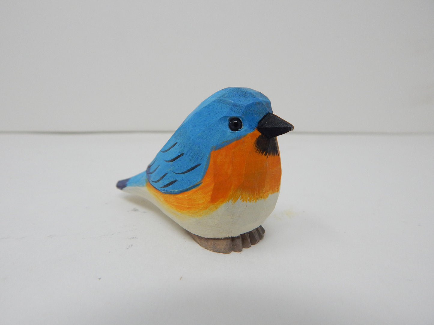 Hand-Carved Wooden Eastern Bluebird Ornament – Rustic Bird Decor