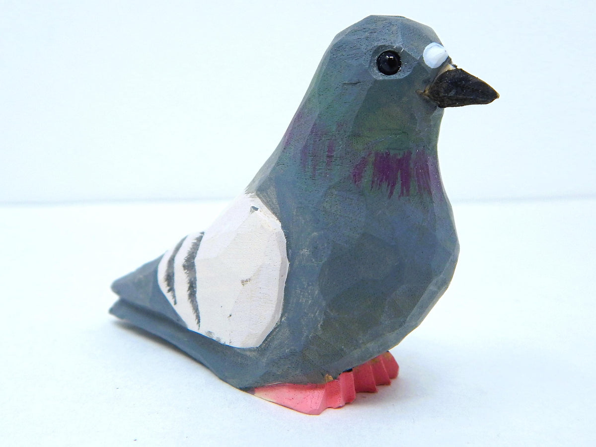 Hand-Carved Wooden Pigeon Ornament – Miniature Rustic Bird Hanging Figurine