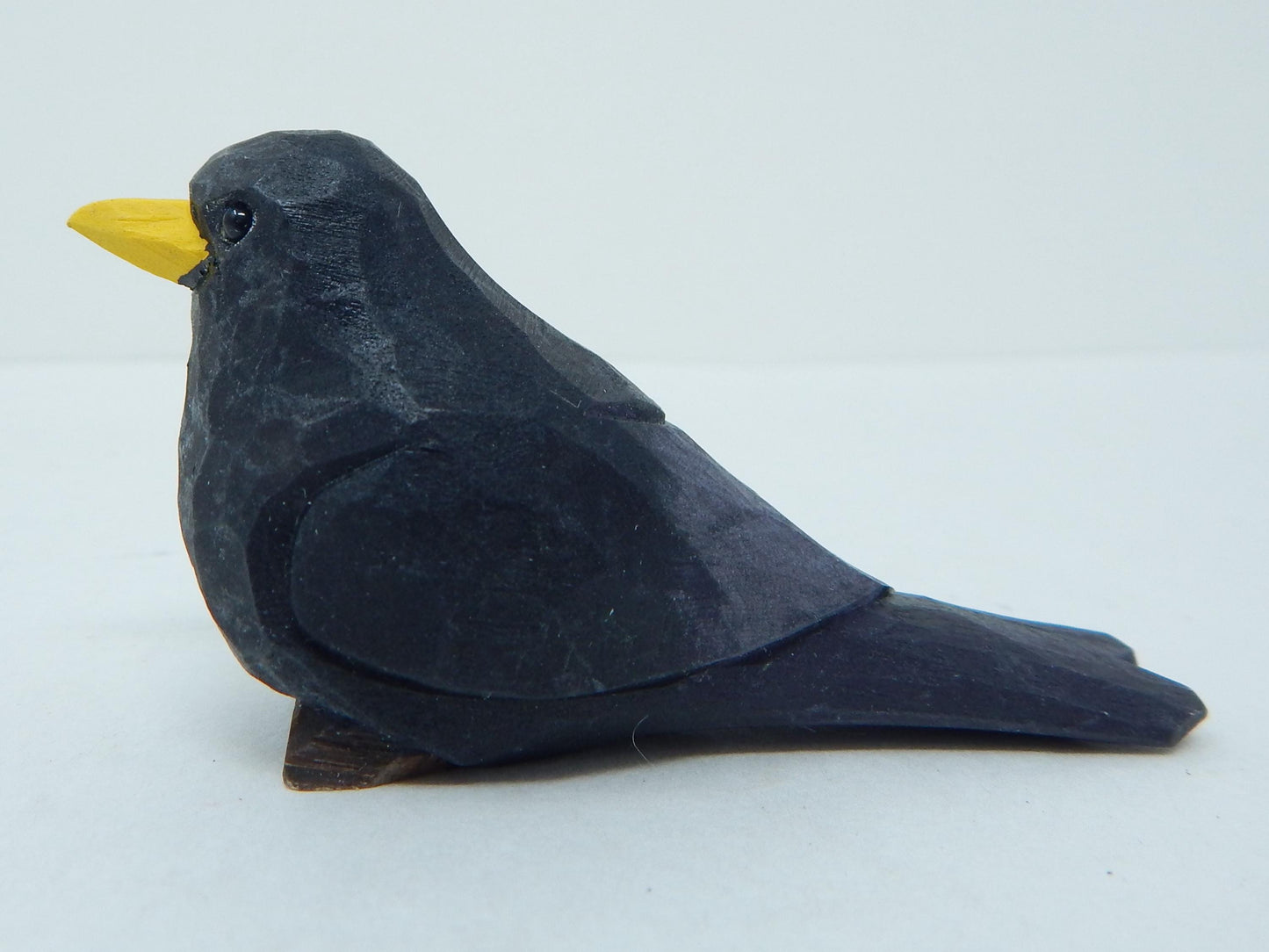 Blackbird Ornament Handmade Wooden Hanging Decor Starling Bird Rustic Carving Figurine