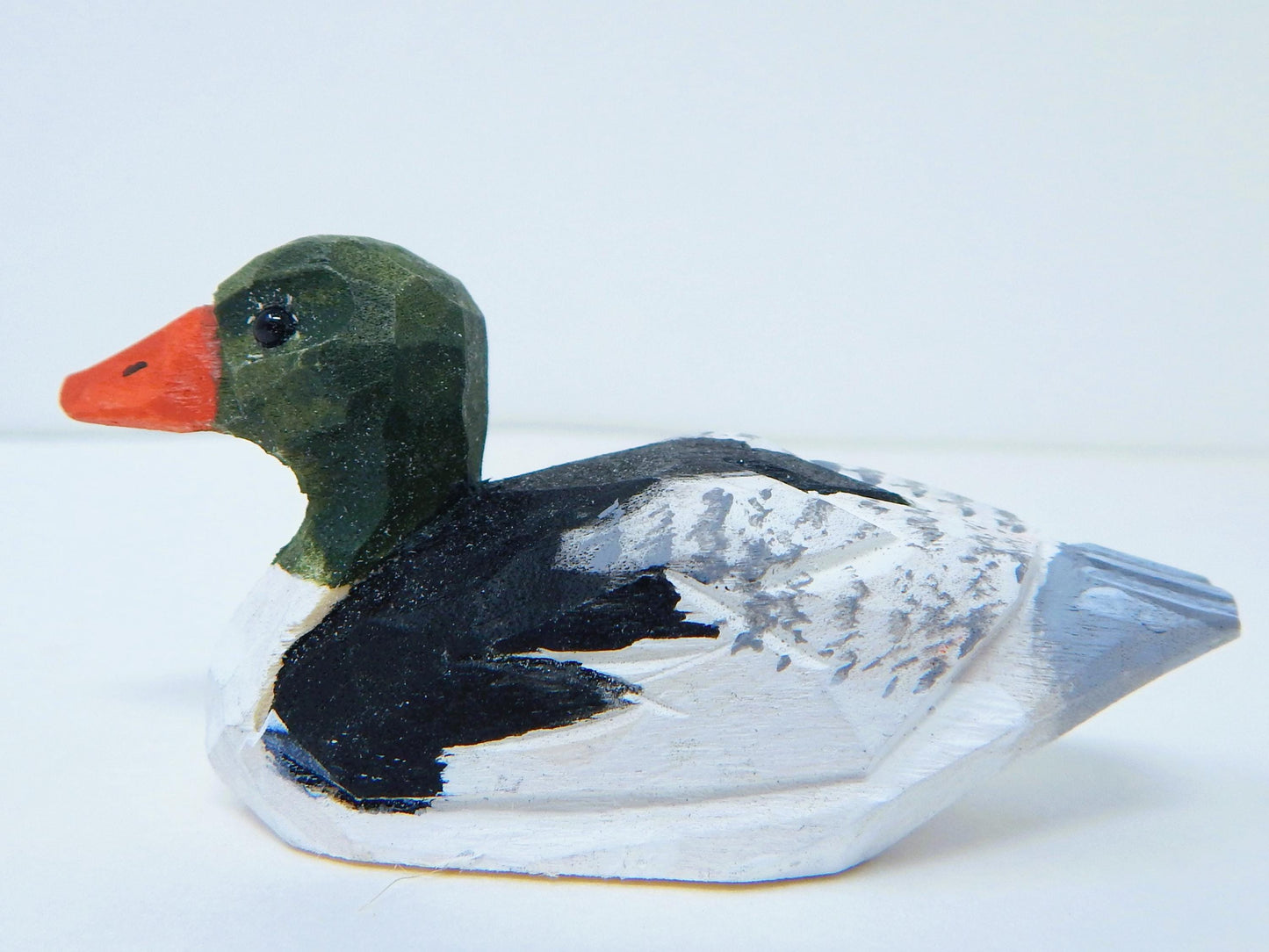 Hand-Carved Merganser Duck Wooden Figurine: Miniature Bird Décor