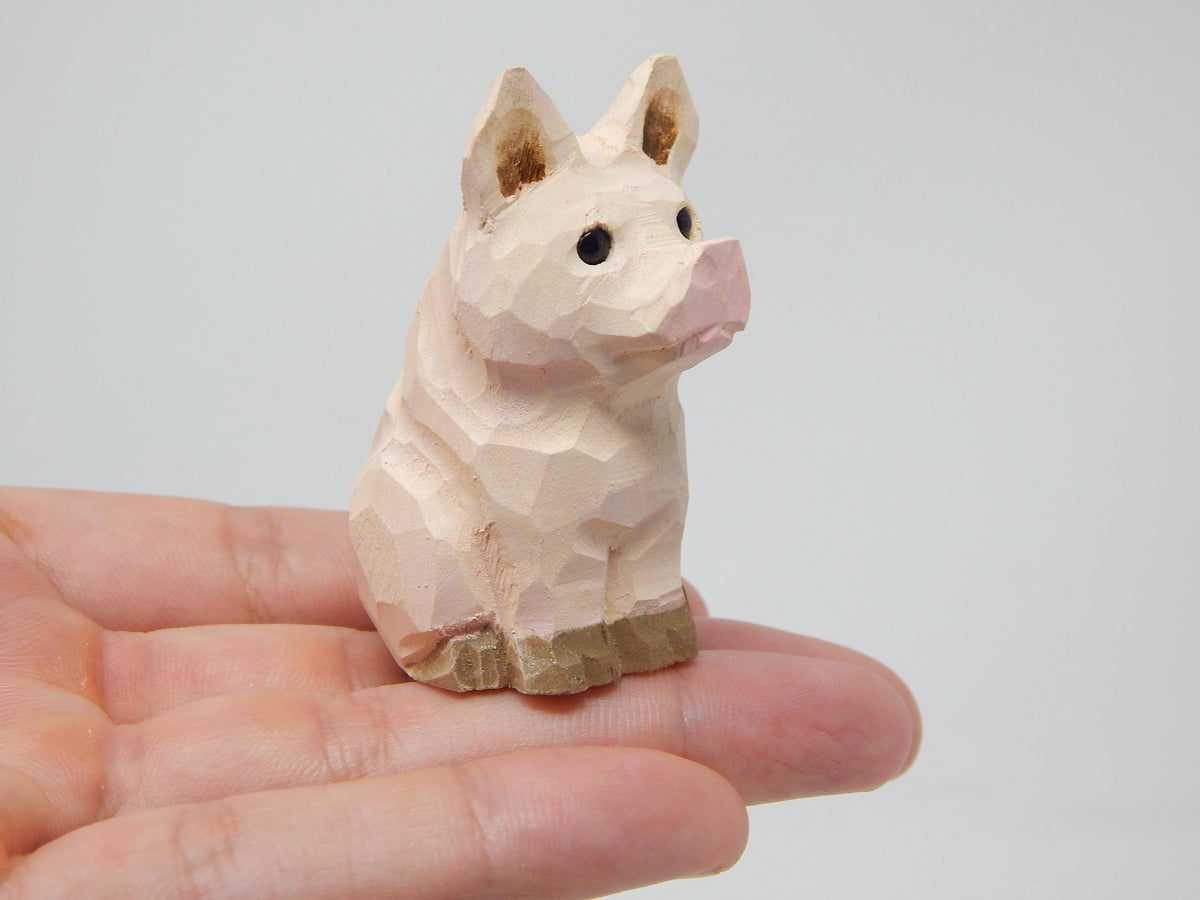 Pig Ornament Handmade Wooden Hanging Decor Rustic Carving Figurine Farm Animal