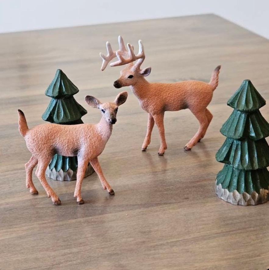 Handmade Wooden Christmas Tree 3" Figurine, Standing Tabletop Artificial Indoor Statue Decor