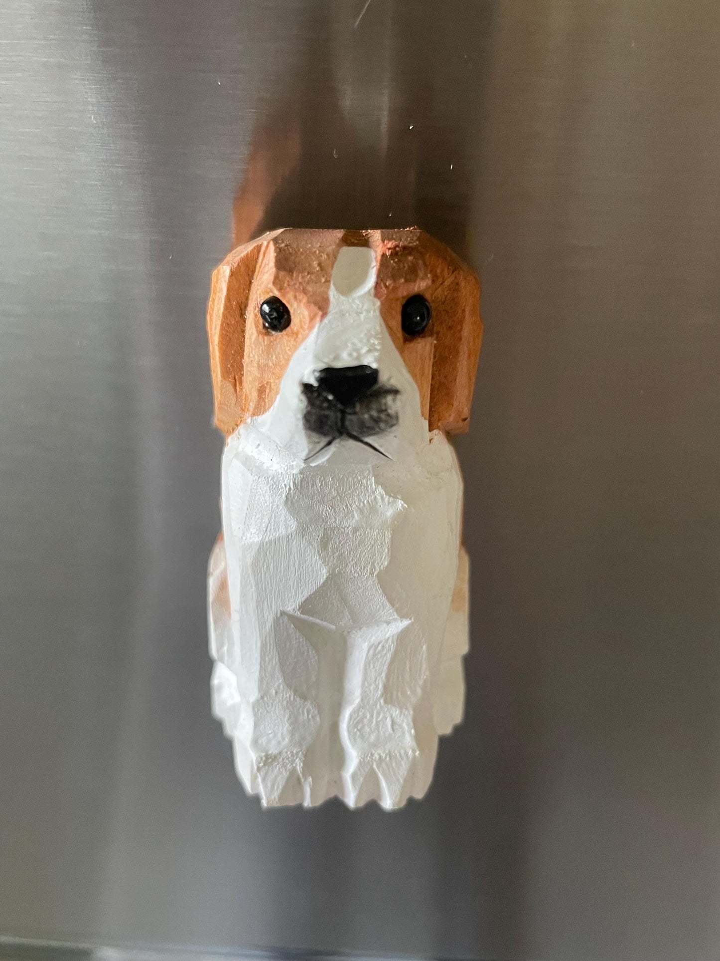 Beagle-Dog Puppy fridge Magnet- Small Wood Dogs Statue Art Handmade Carving Decoration Miniature Animals