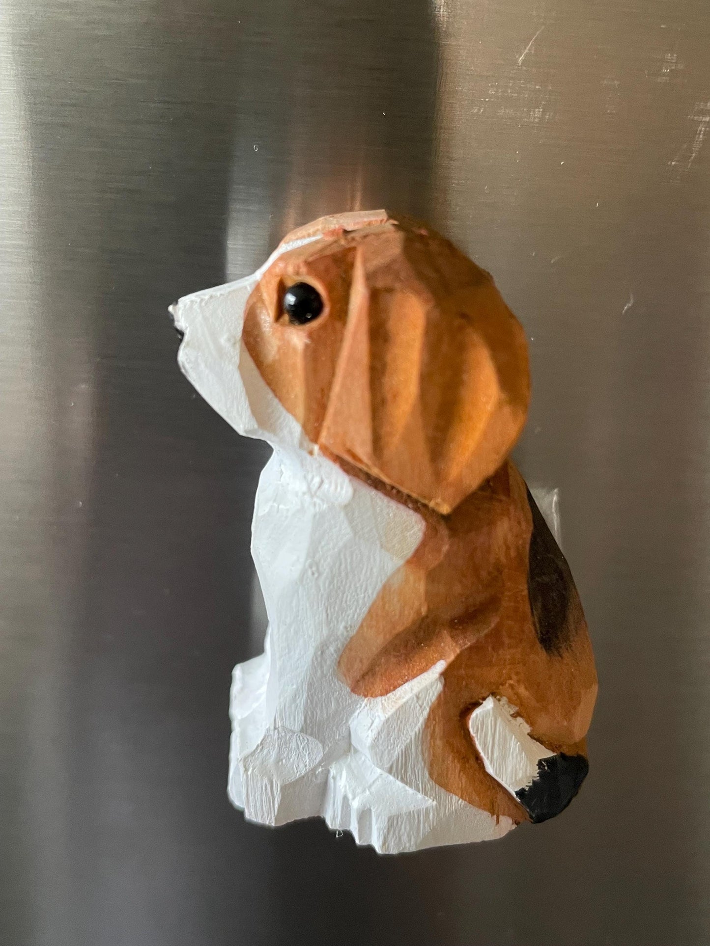 Beagle-Dog Puppy fridge Magnet- Small Wood Dogs Statue Art Handmade Carving Decoration Miniature Animals