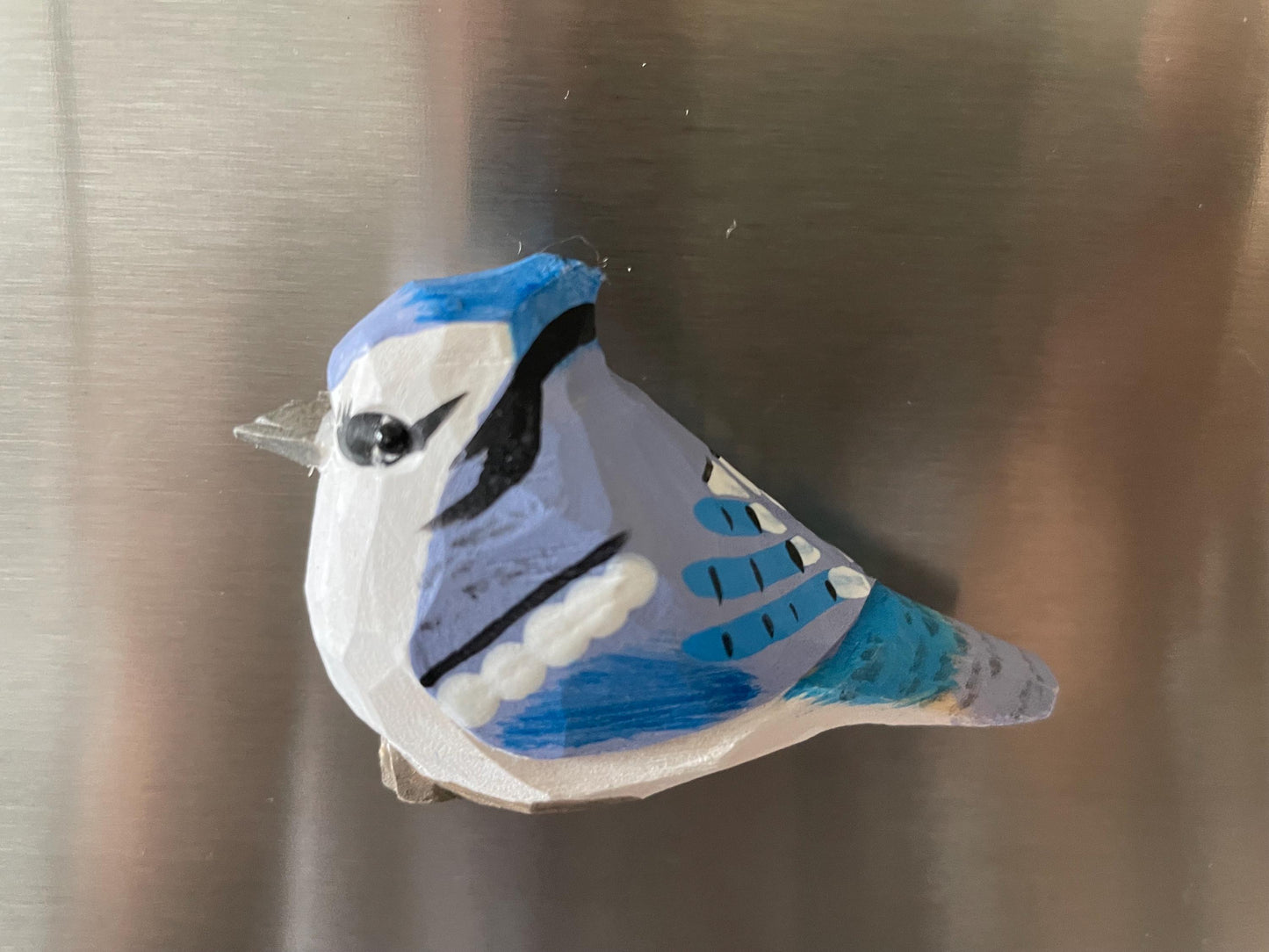 Hand-Carved Wooden Blue Jay Fridge Magnet – Miniature Bird Figurine Décor