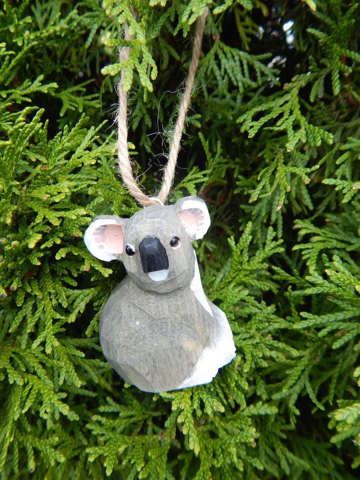Hand-Carved Wooden Koala Bear Ornament – Miniature Decorative Collectible Figurine