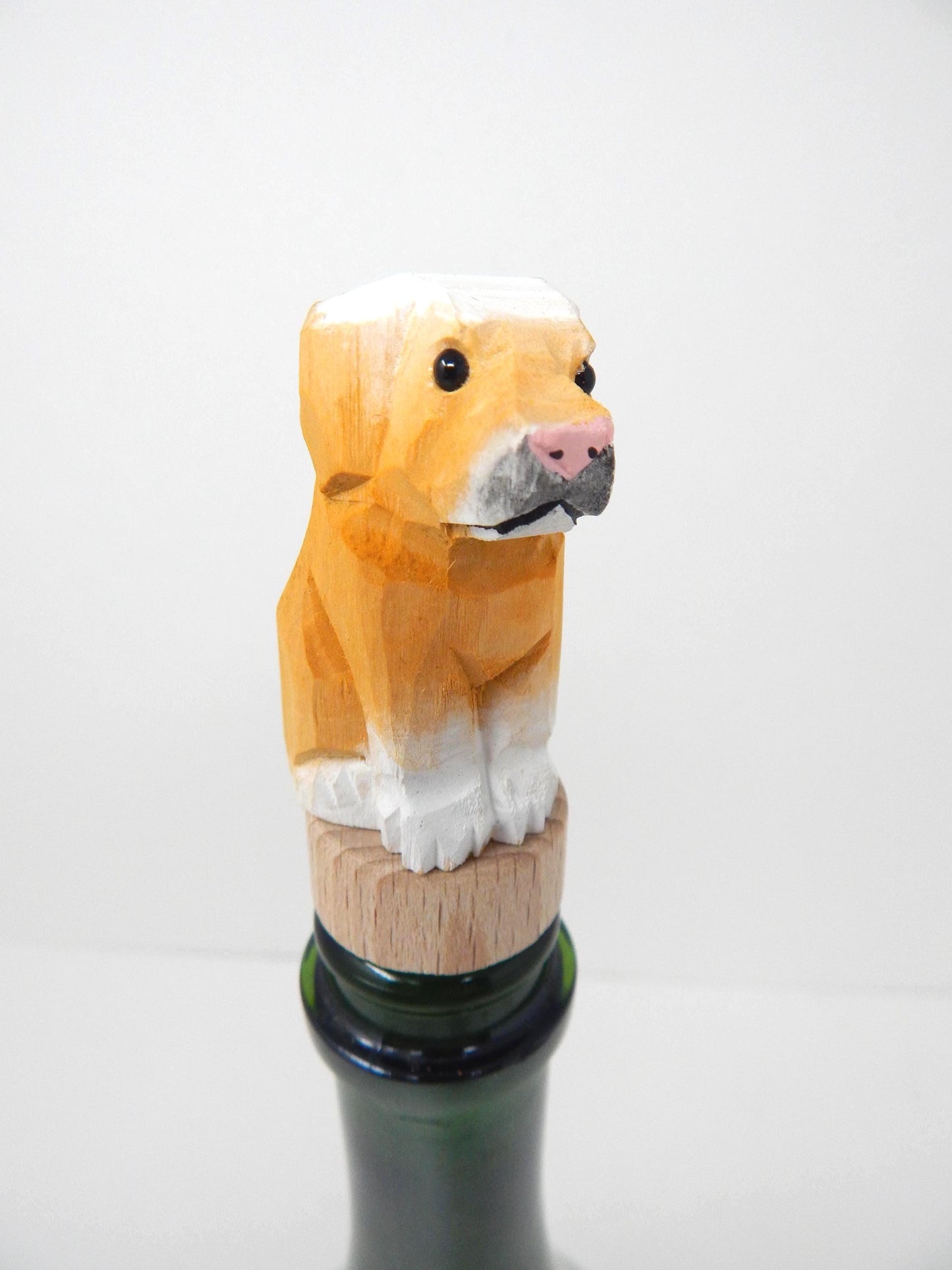 Hand-Carved Wooden Labrador Retriever Dog Wine Stopper – Rustic Bottle Plug