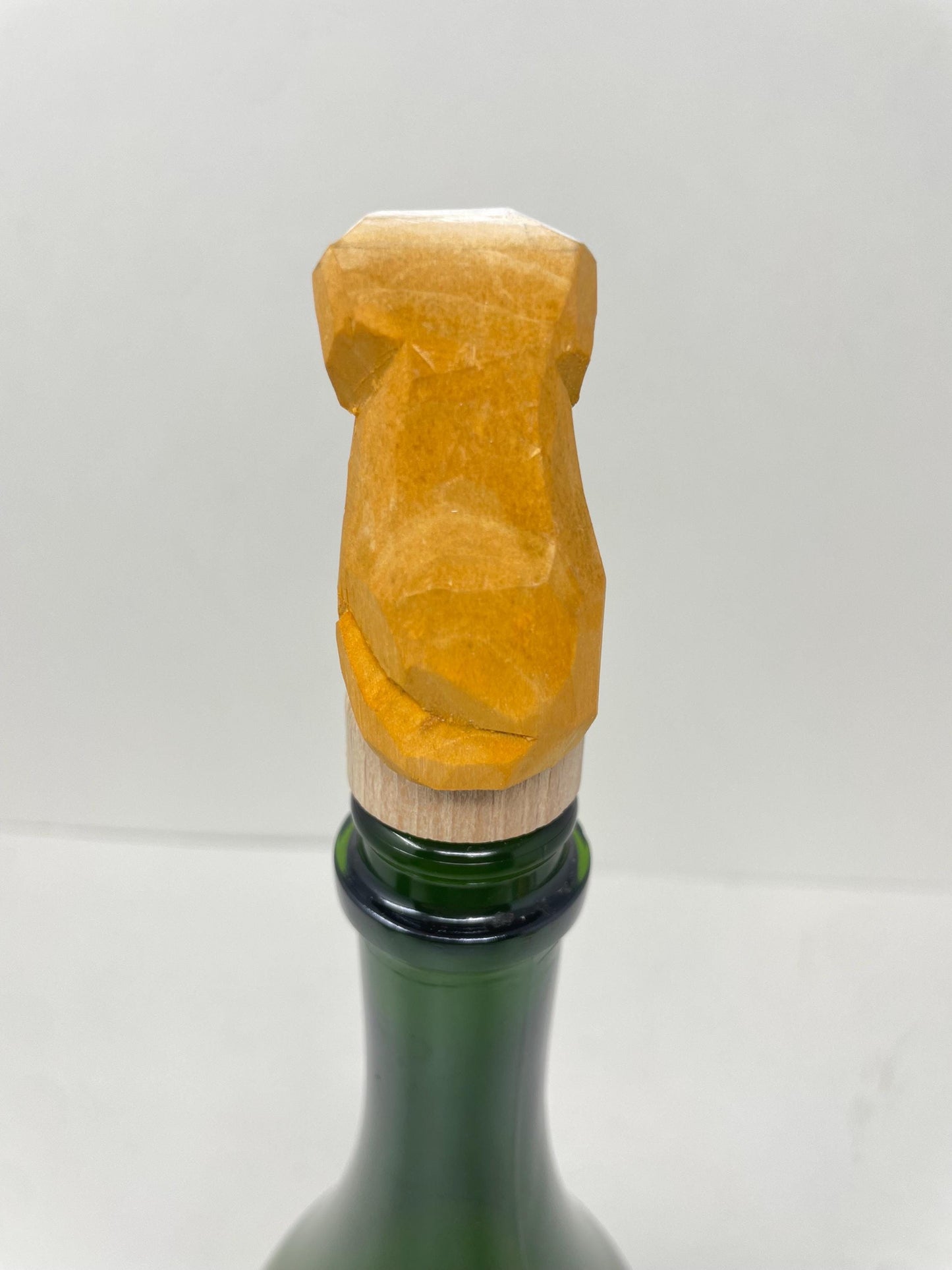 Hand-Carved Wooden Labrador Retriever Dog Wine Stopper – Rustic Bottle Plug