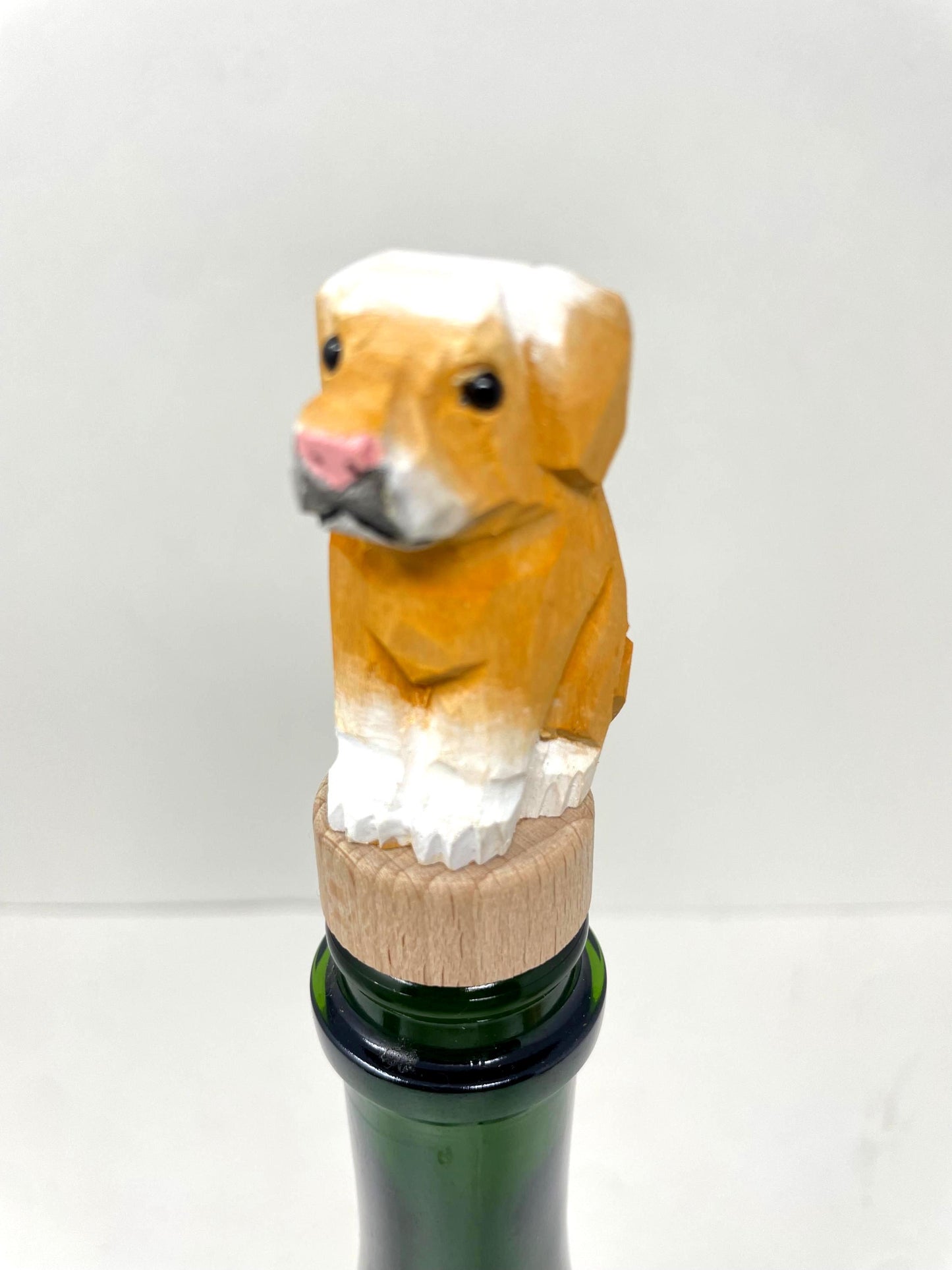 Hand-Carved Wooden Labrador Retriever Dog Wine Stopper – Rustic Bottle Plug