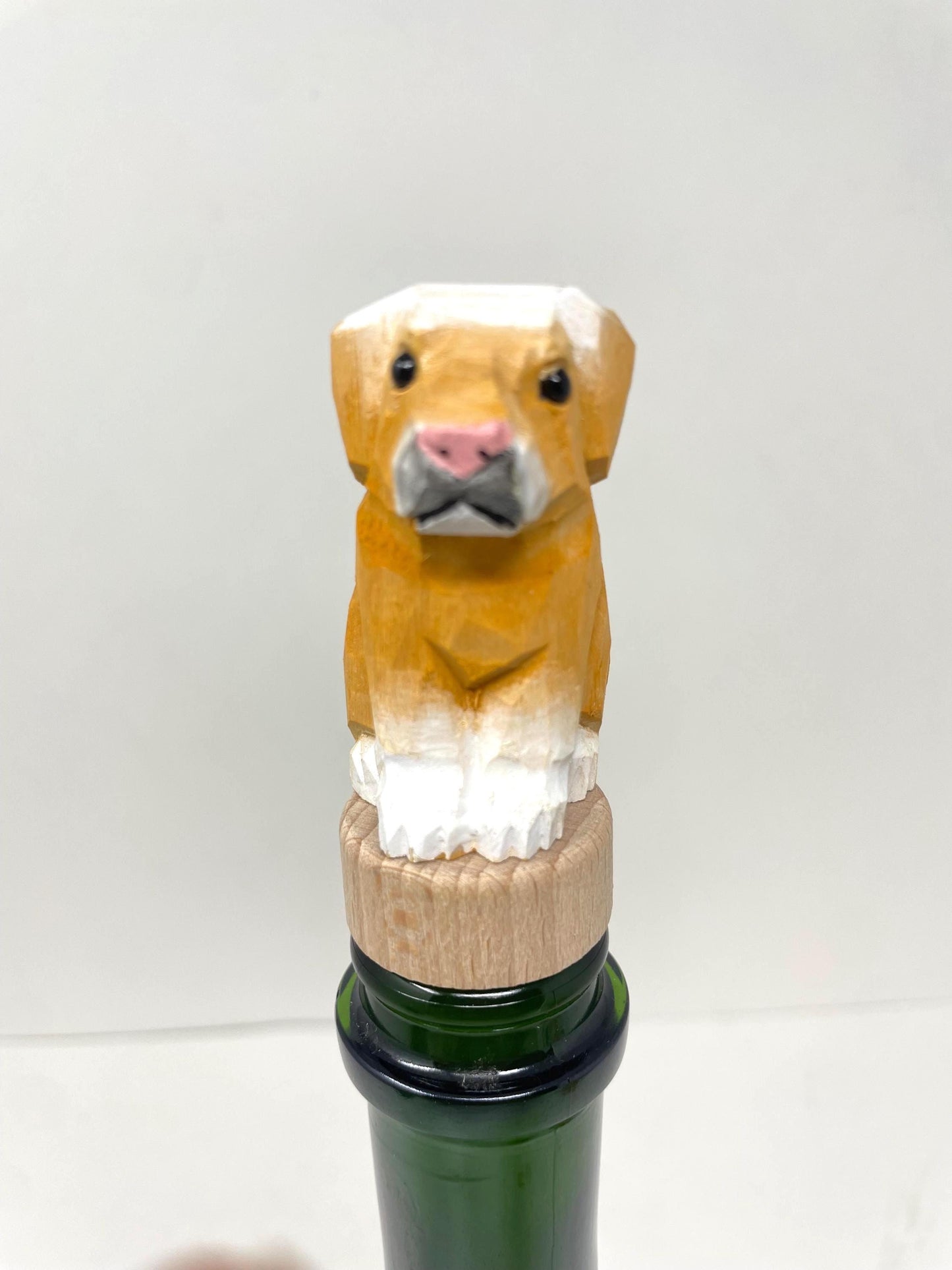 Hand-Carved Wooden Labrador Retriever Dog Wine Stopper – Rustic Bottle Plug