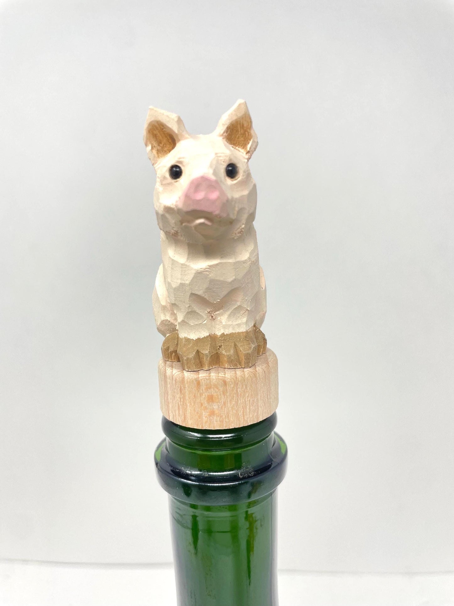 Hand-Carved Wooden Pig Wine Stopper – Rustic Bottle Plug