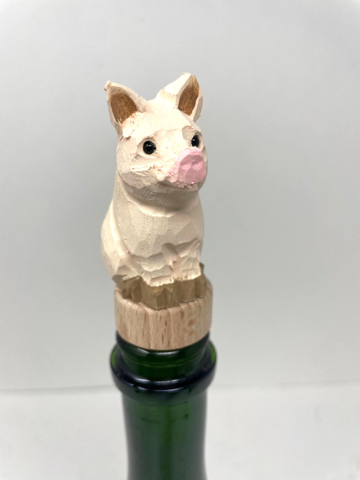 Hand-Carved Wooden Pig Wine Stopper – Rustic Bottle Plug