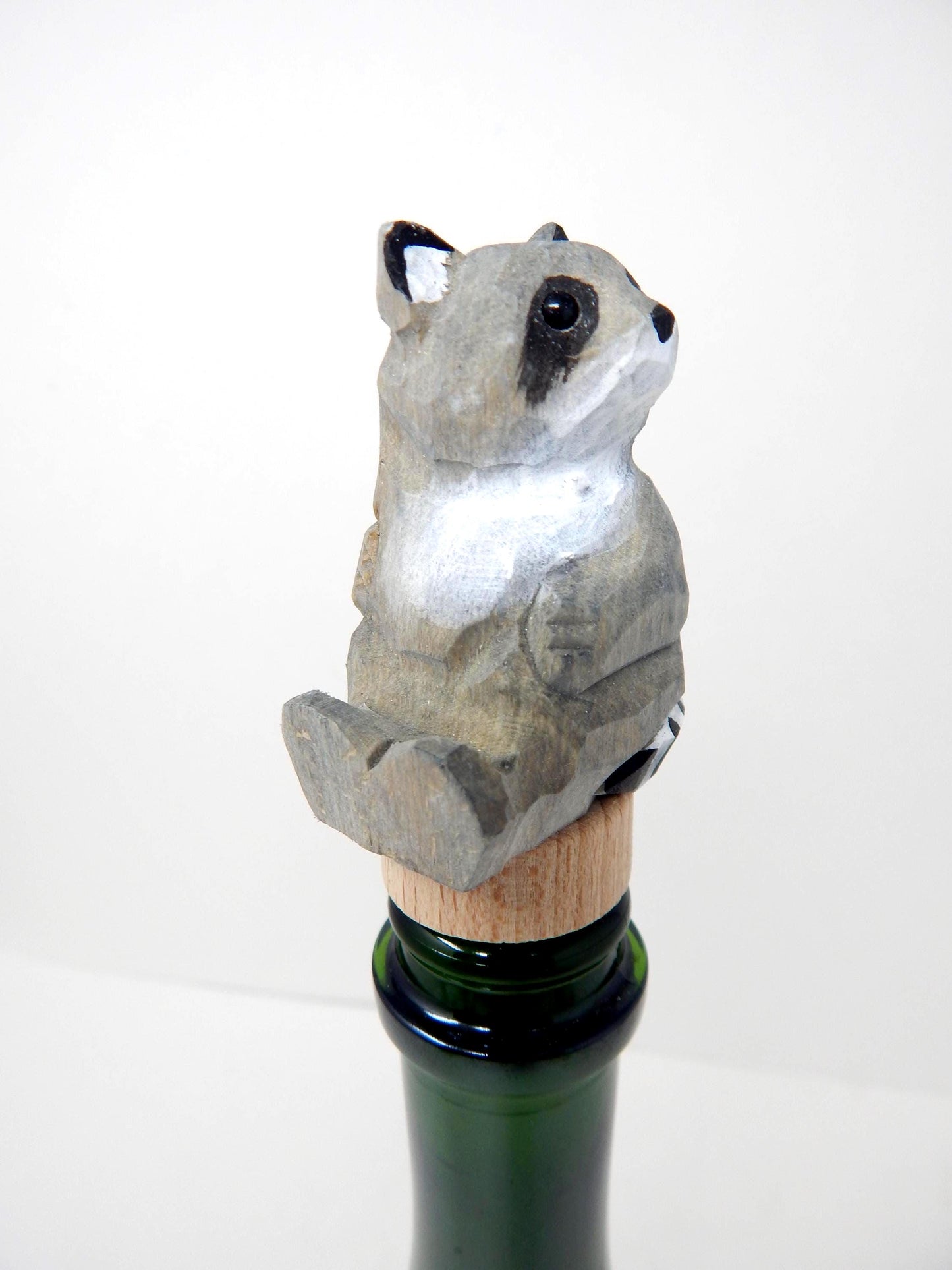 Handmade Raccoon Wine Stopper – Reusable Wooden Bottle Plug Rustic Bar Décor