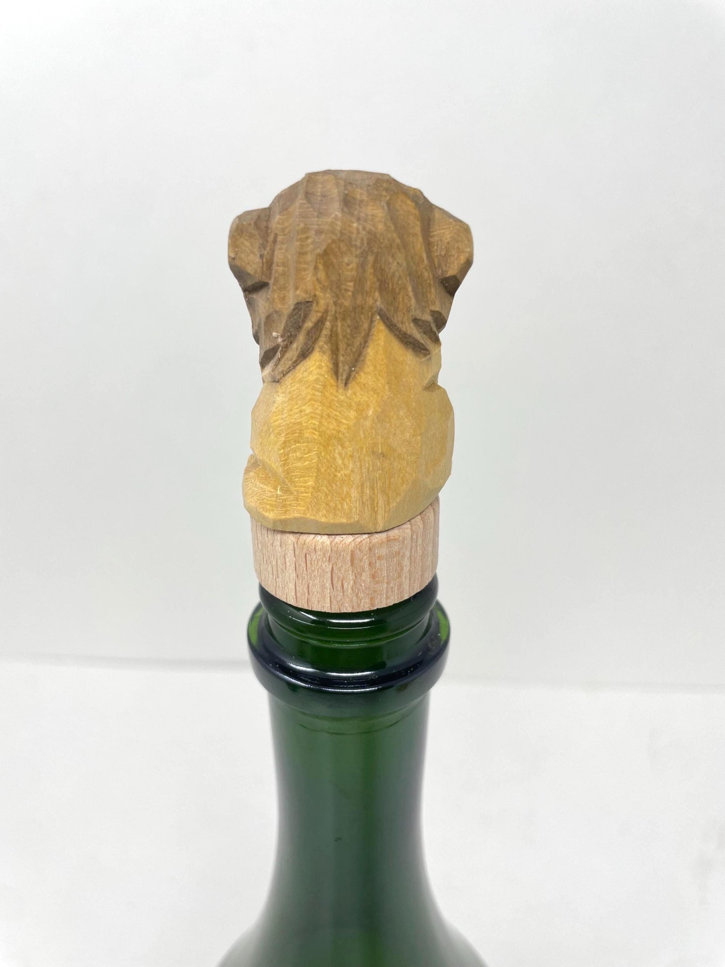 Hand-Carved Wooden Lion Wine Stopper – Rustic Bottle Plug