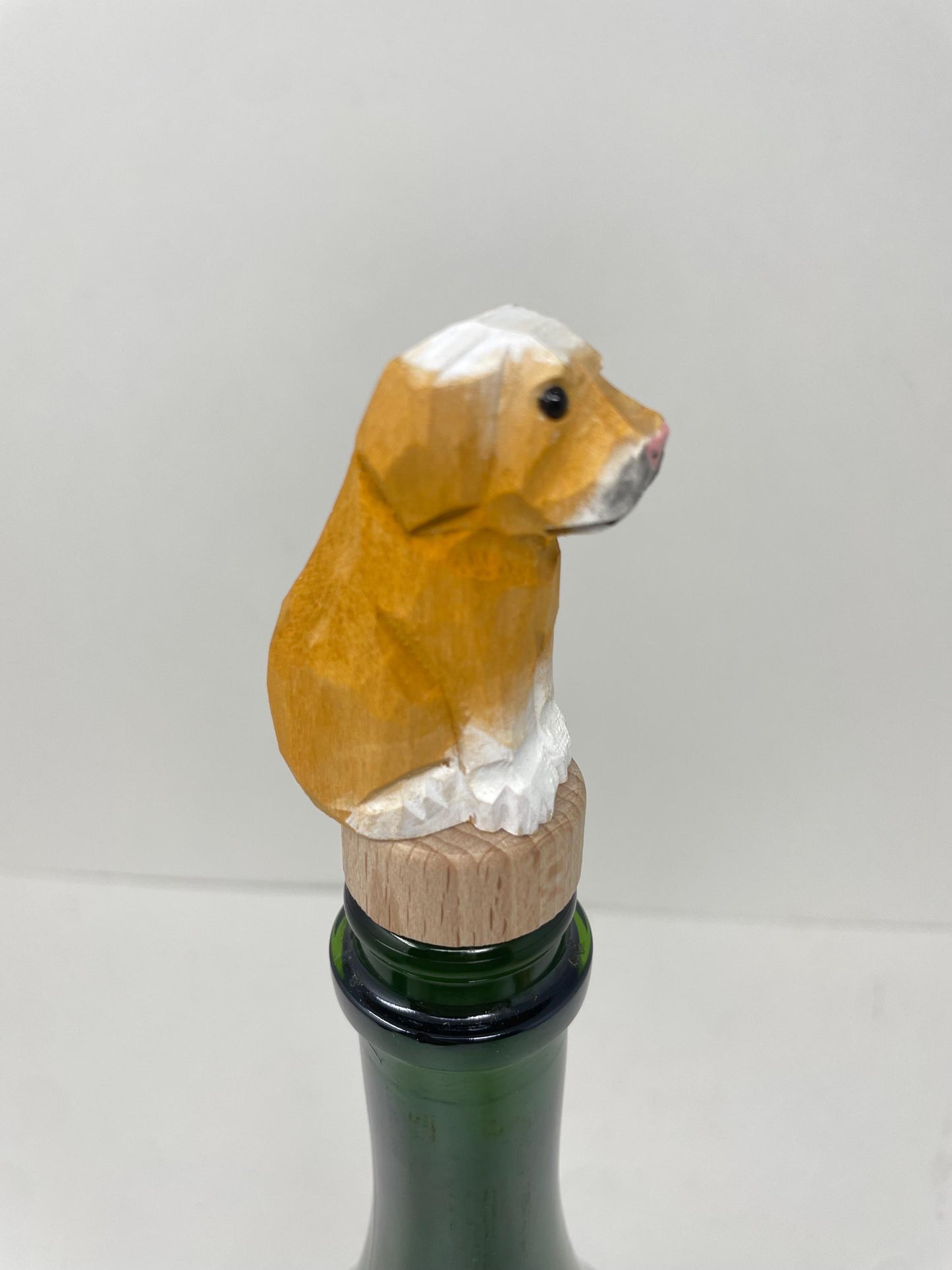 Hand-Carved Wooden Labrador Retriever Dog Wine Stopper – Rustic Bottle Plug