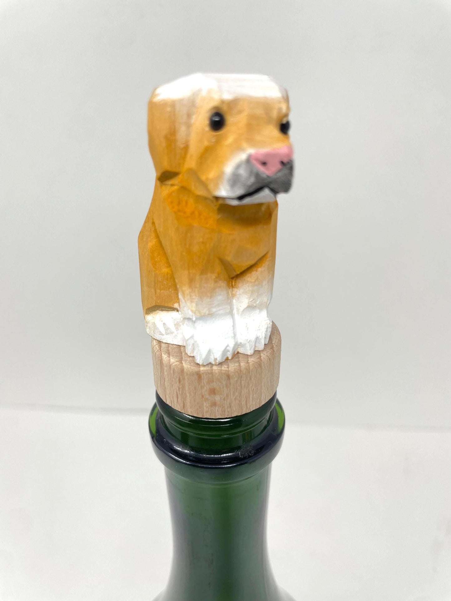 Hand-Carved Wooden Labrador Retriever Dog Wine Stopper – Rustic Bottle Plug
