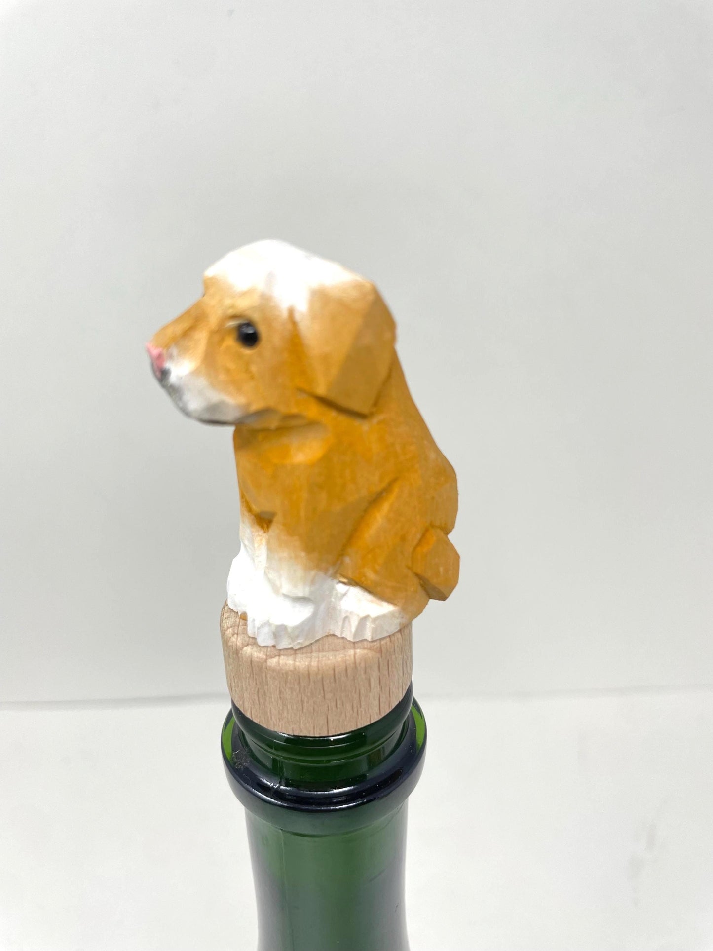Hand-Carved Wooden Labrador Retriever Dog Wine Stopper – Rustic Bottle Plug