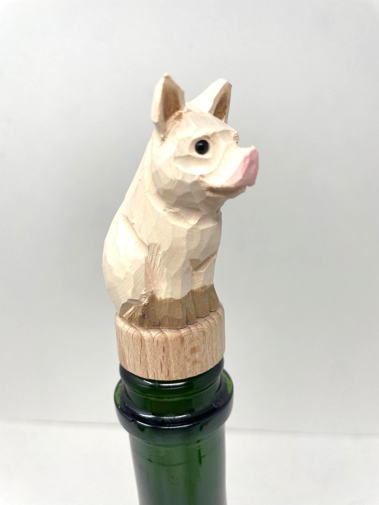 Hand-Carved Wooden Pig Wine Stopper – Rustic Bottle Plug