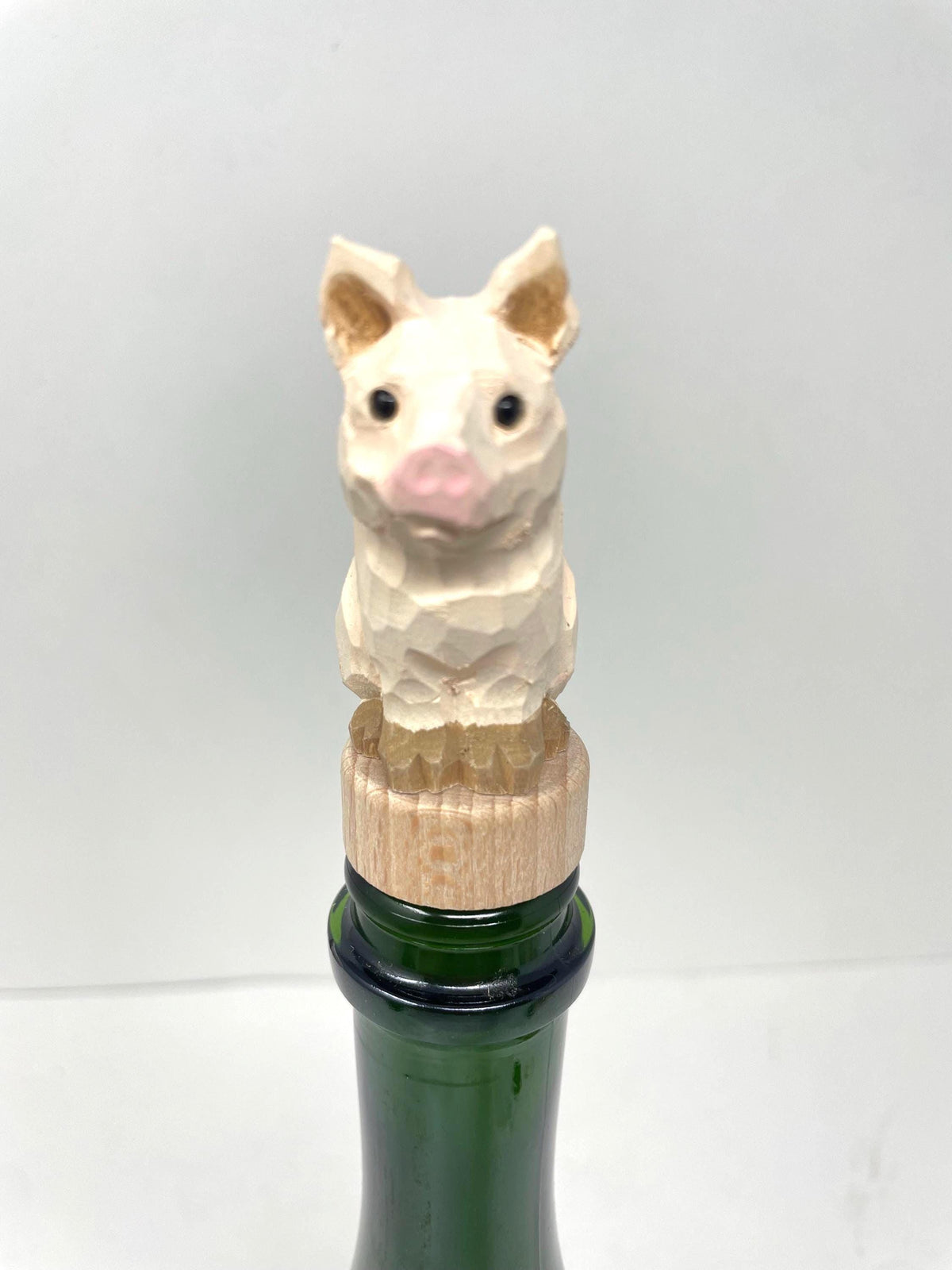 Hand-Carved Wooden Pig Wine Stopper – Rustic Bottle Plug